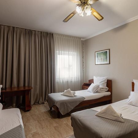 Duet Plus Motel Voytovtsy Екстериор снимка