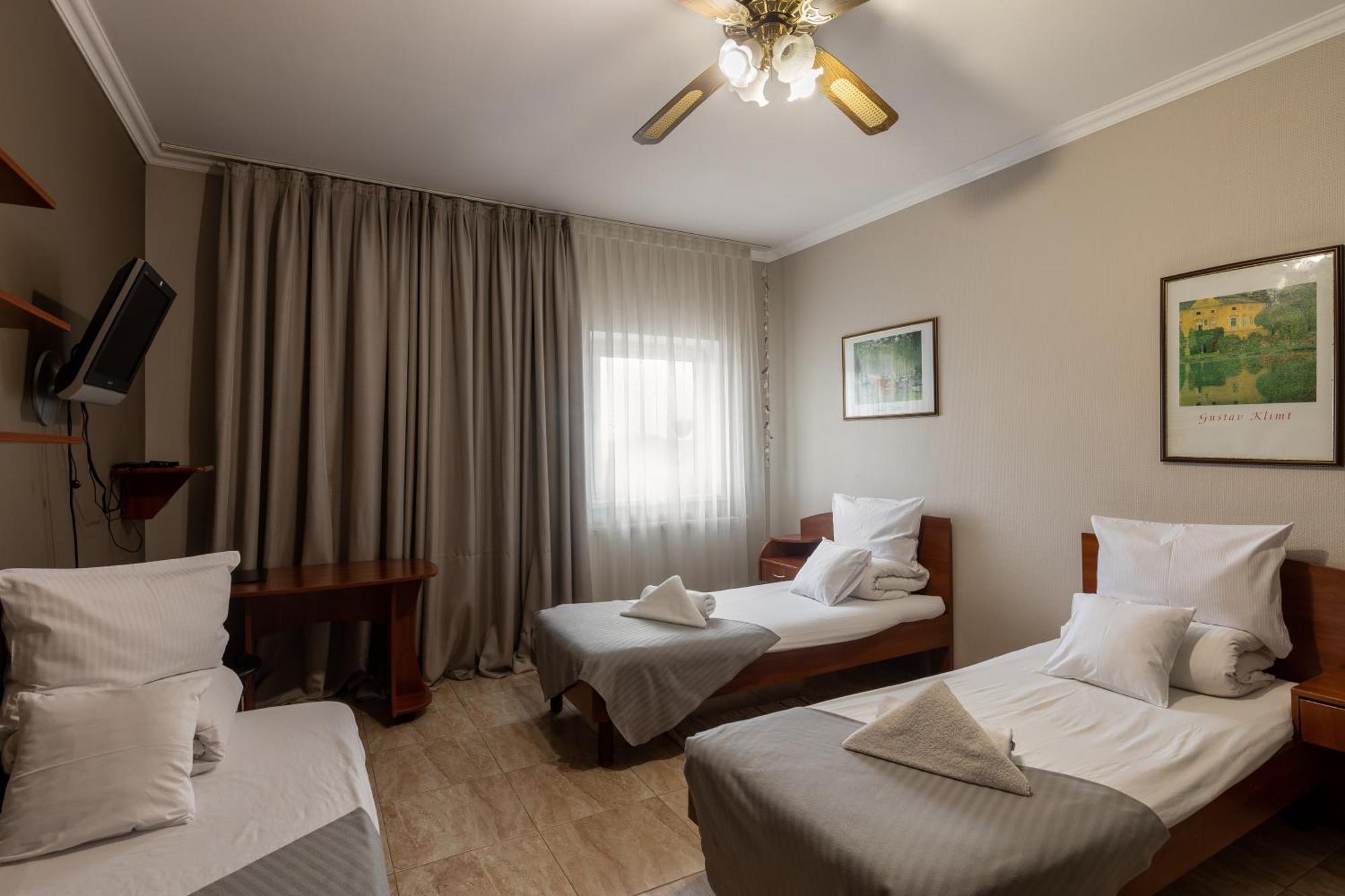 Duet Plus Motel Voytovtsy Екстериор снимка